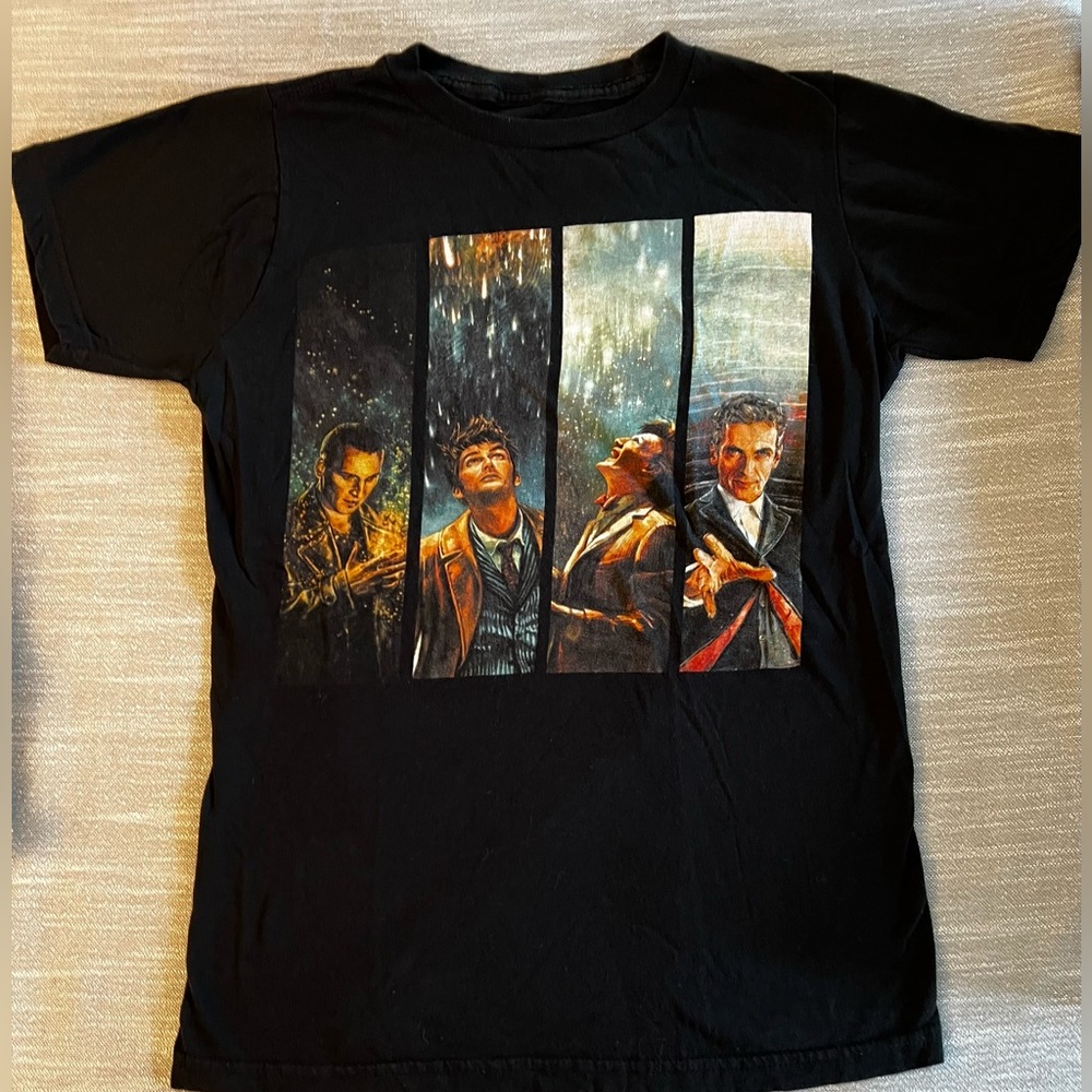 Doctor Who The Doctors T-Shirt XS